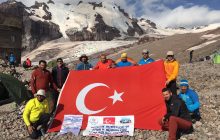 TDF Erzurum İl Temsilciliği Kazbek Dağı Zirve Tırmanışı'nı gerçekleştirdi.