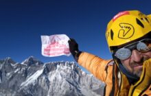 Tunç Fındık Bayrağımız Ama Dablam Zirvesinde Bir Kere Daha Dalgalandırdı