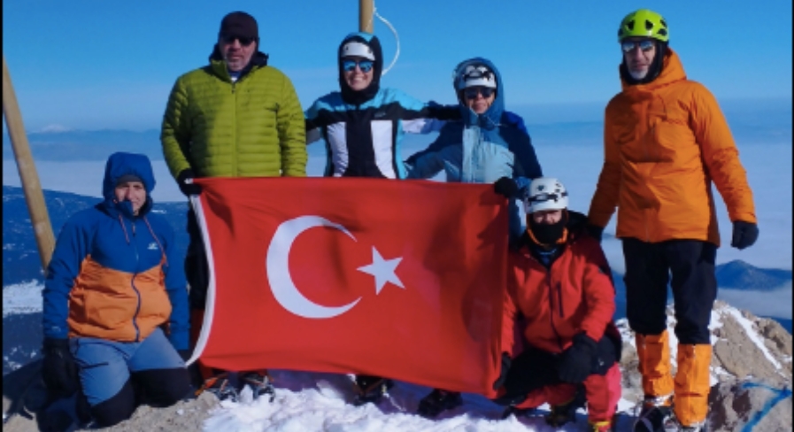 Mavi Yeşil Dağcılık ve Doğa Sporları Spor Kulübü Dedegöl Dağı Tırmanışı