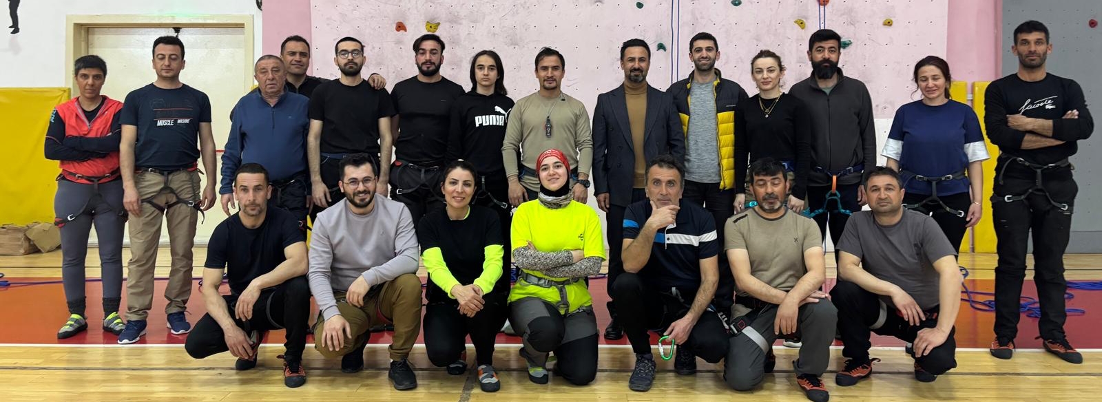 Spor Tırmanış İleri Seviye Eğitimi, Elazığ'da başarılı bir şekilde devam ediyor.