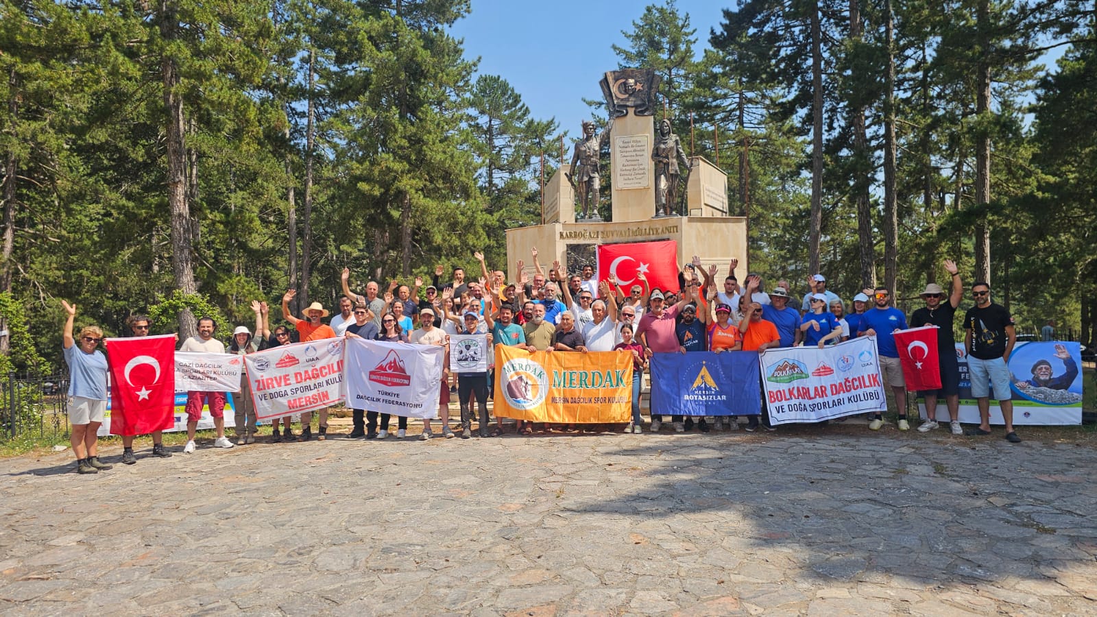 Merdak Kulübünden Muzaffer Erol Gez Dağcılık Festivali