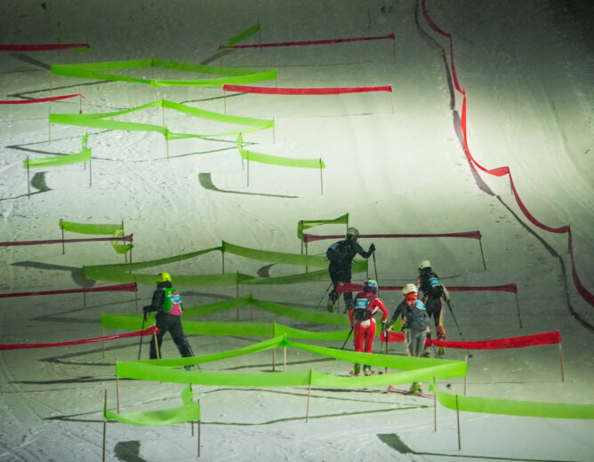 Hakkari’de Tarihi Gece: Dağ Kayağı Türkiye Şampiyonası Görkemli Bir Şölenle Tamamlandı