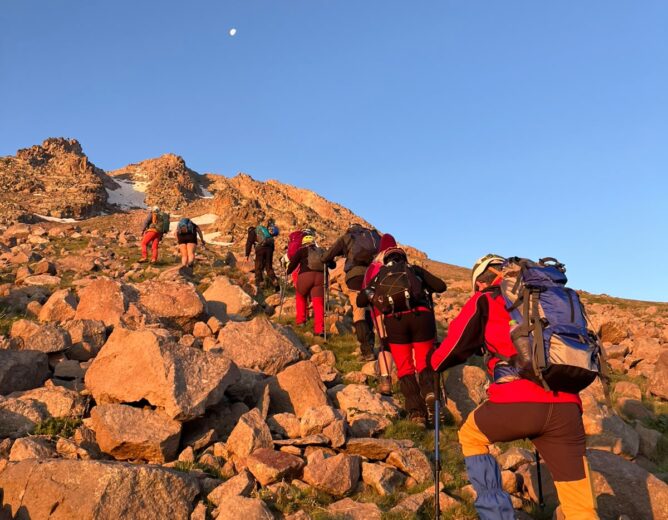 HASAN DAĞI (3268 m) ZİRVE FAALİYETİ BAŞARIYLA TAMAMLANDI
